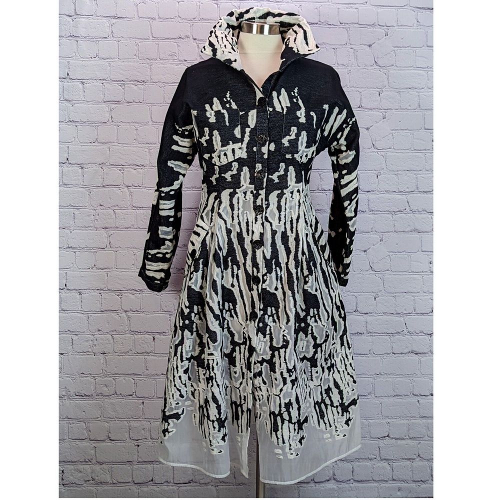 Samuel Dong Size XS Black & White Abstract Fit N Flare Coat Dress Art To Wear